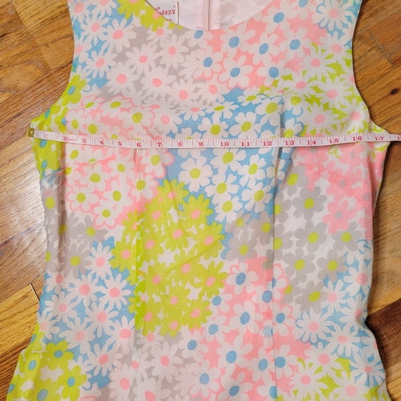 Vintage 1960s Eve Carter Floral Sleeveless Dress with Pleated Skirt - Picture 10 of 16